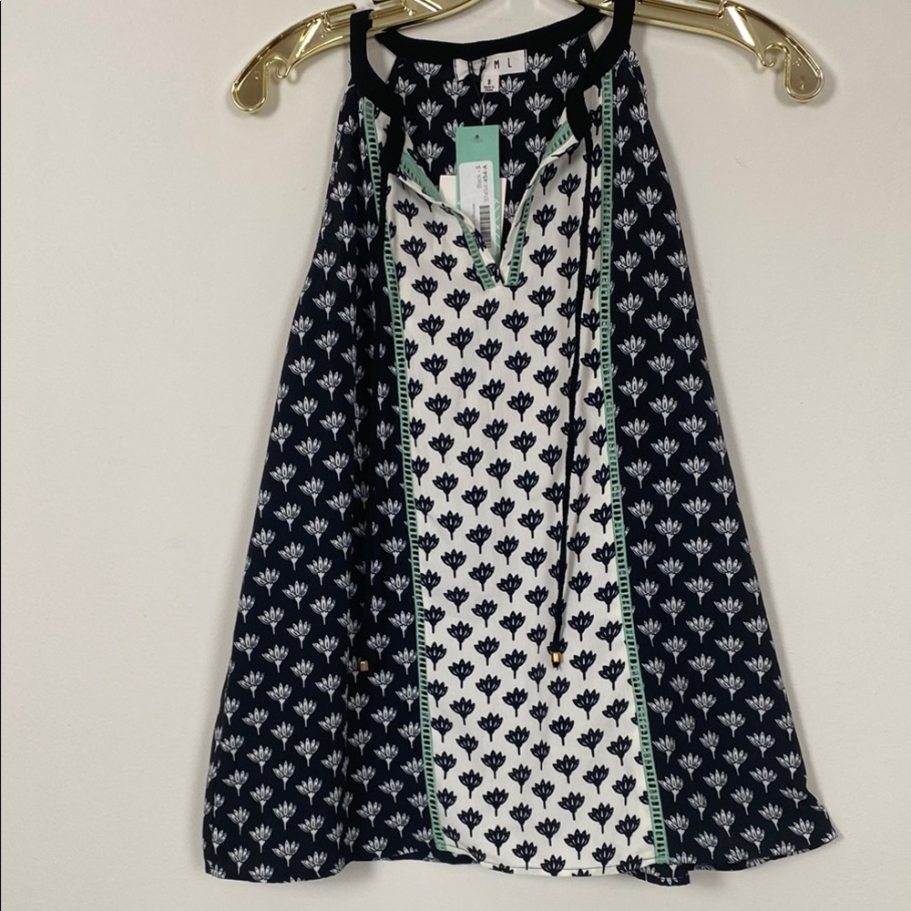 THML Black and White Floral Sleeveless Top